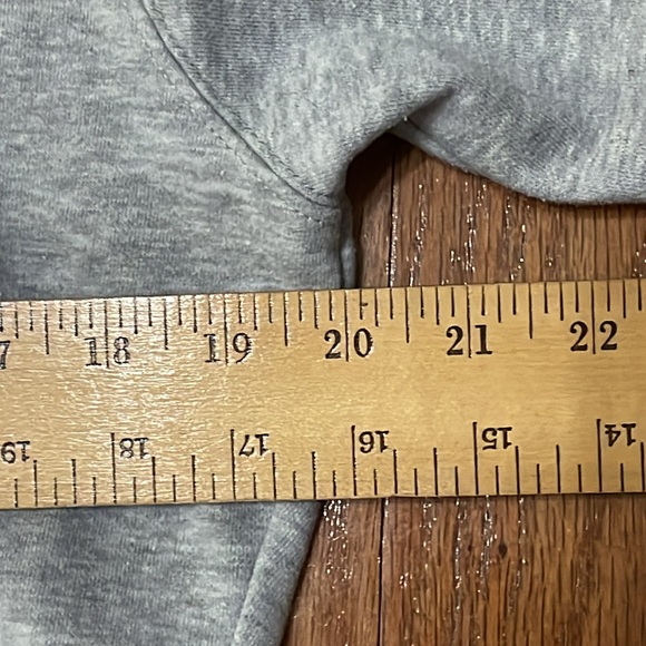 The North Face Women’s Grey Hoodie Size Large Kangaroo Pocket - Picture 8 of 15